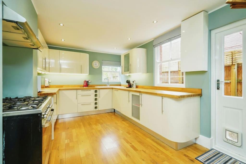 옥스퍼드 Stunning, Newly Renovated, Edwardian Townhouse 빌라 외부 사진